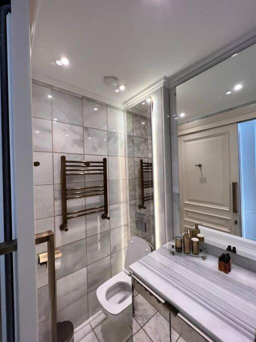 איסטמבול Ab Residences -Cihangir Luxury Sapphire Apartment מראה חיצוני תמונה